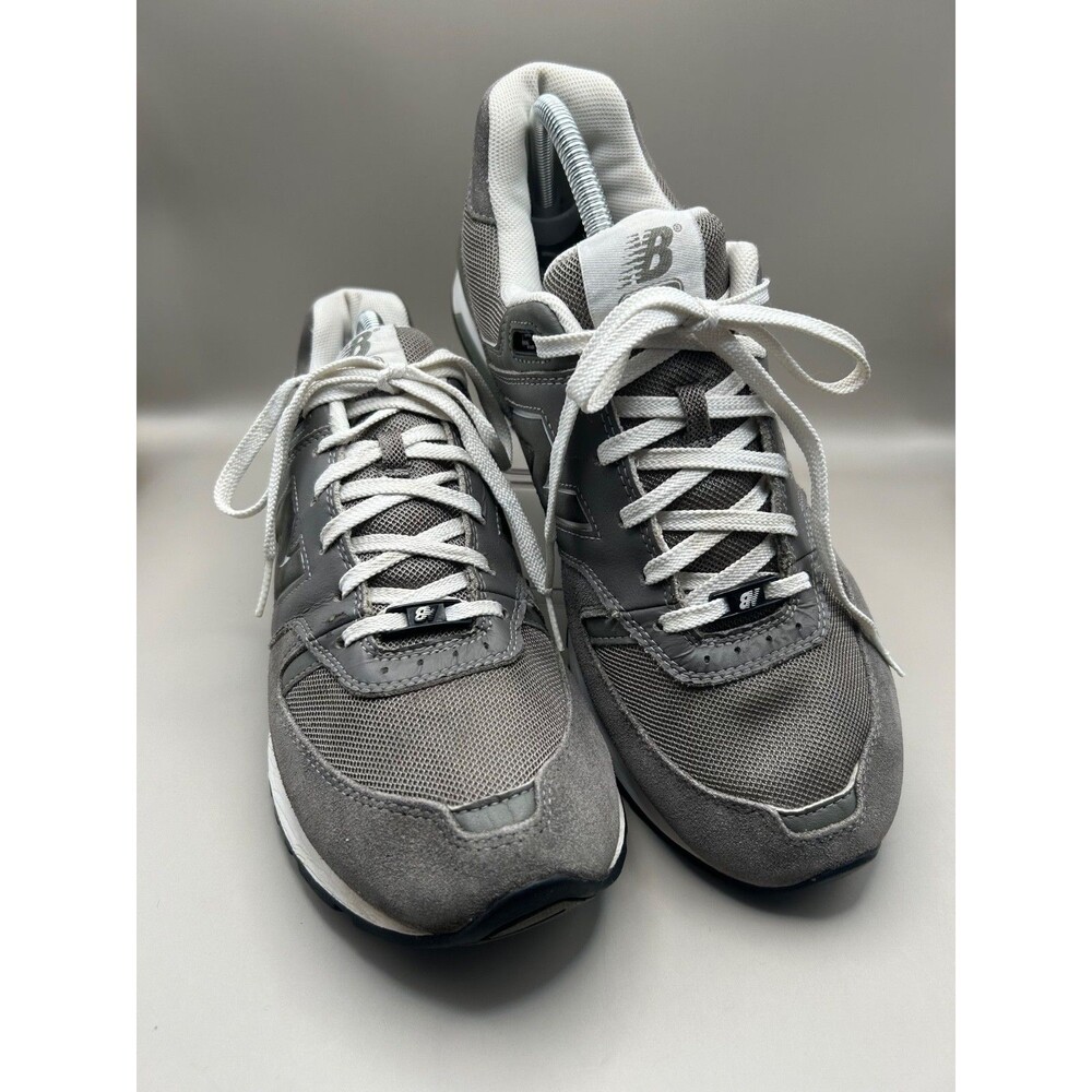 New Balance 578 Mens Classic Grey White Sneakers Athletic Shoes Size 10.5